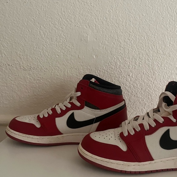 Jordan Shoes - Air jordan 1 chicagoretro high og red sneakers+ black laces and verification tag